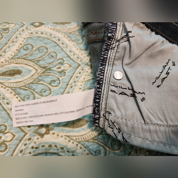 William Rast Jean Shorts (Short) Size 32 LIKE NEW - Picture 4 of 7